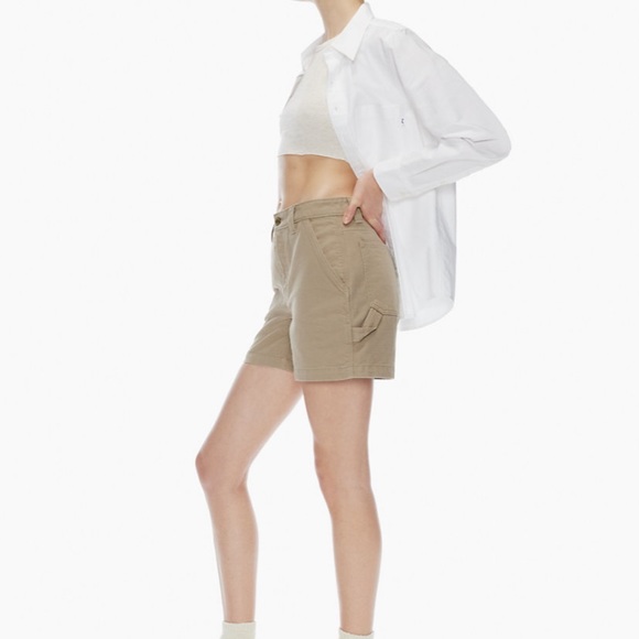 Aritzia Greenwich 5” short - Picture 3 of 6